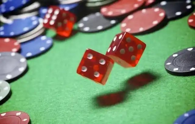 mm11 ဂိမ်းများ — Slots နှင့် Live Table Games